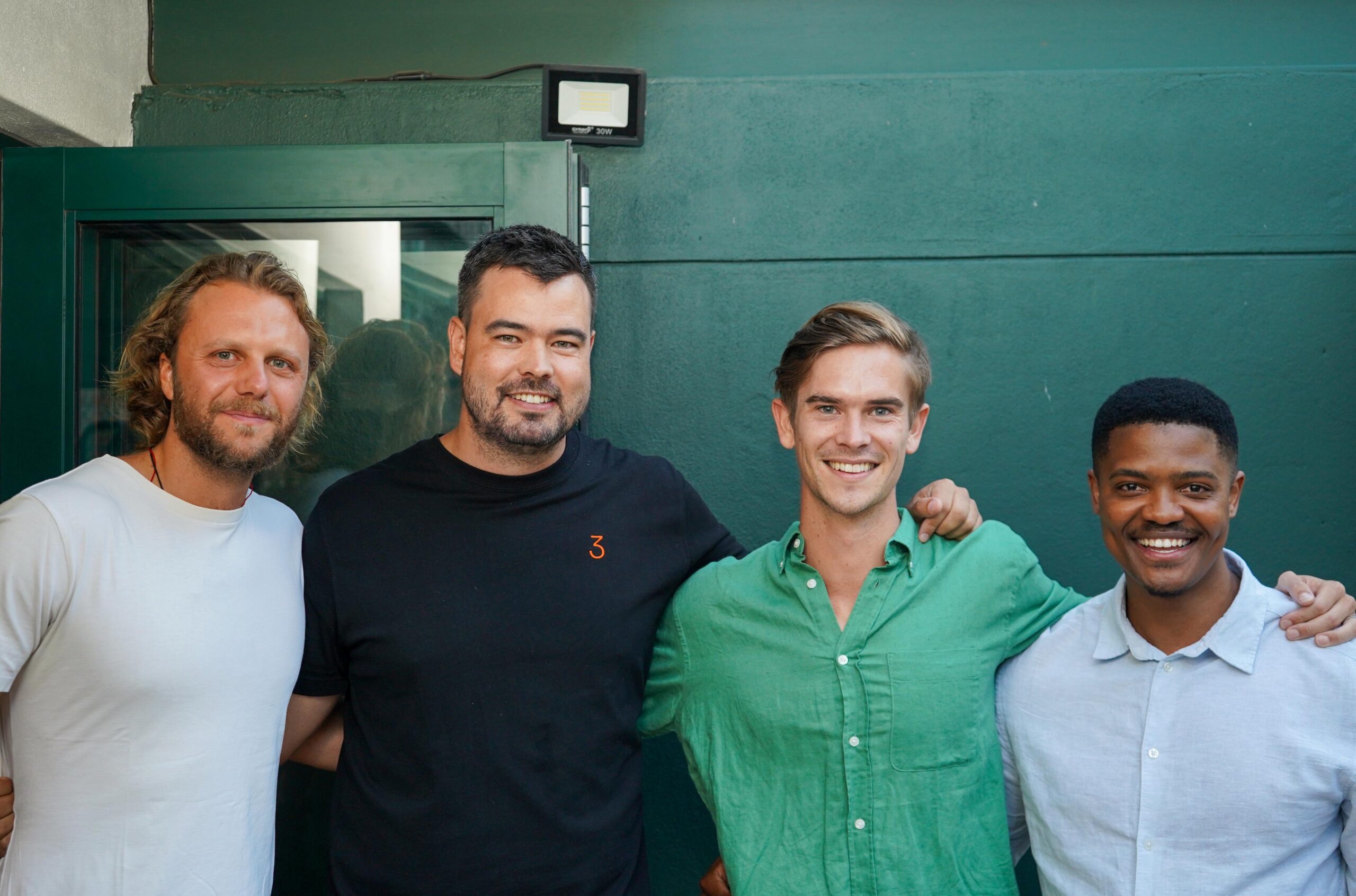 ndividuals photographed from left to right include: Lucas Johnson-Barker and Jürgen Stroebel (3 Capital Ventures) as well as Timothy Treagus and Mzwandile (Mzee) Sotsaka (Yazi)